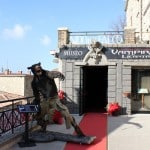 Jennifer-Dombrowski-San-Marino-2012-7 Vampire Museum