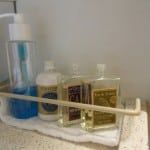 SAMSUNG DIGITAL CAMERA Bathroom amenities