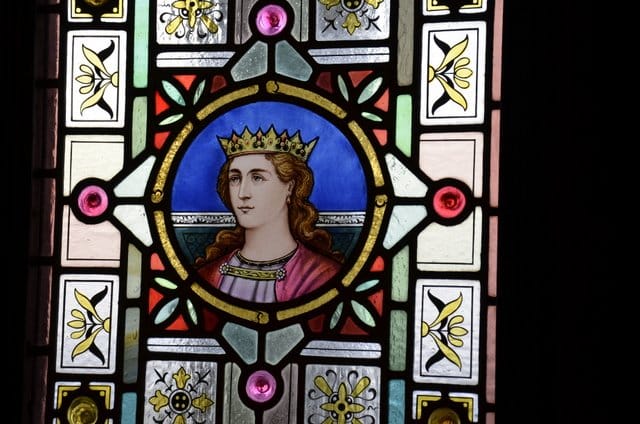 Stained glass of Queen Mary