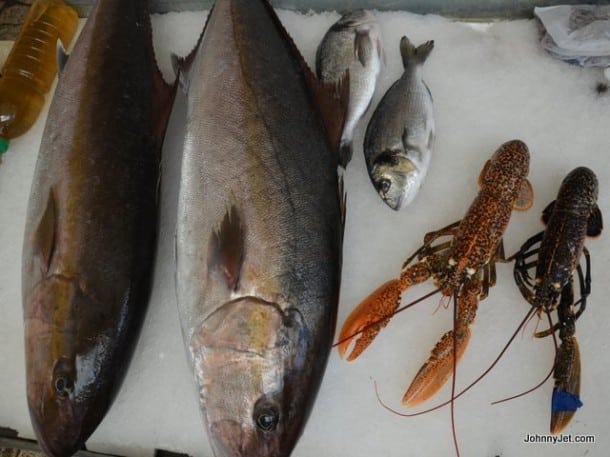 Split fish market