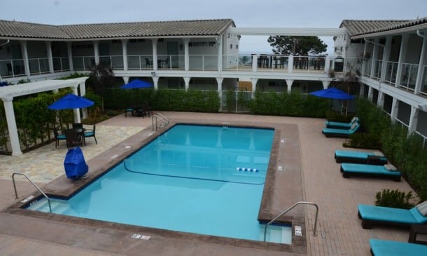 Hotel Indigo Pool