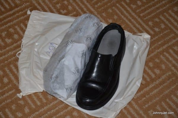 Free shoeshine