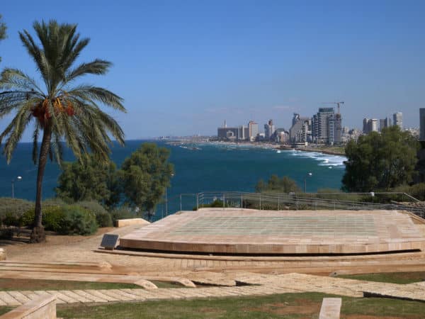 Tel Aviv viewed from Summit park