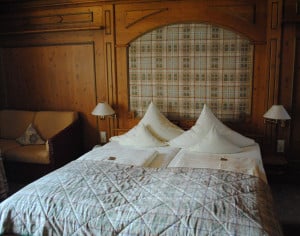 Romantikhotel bed