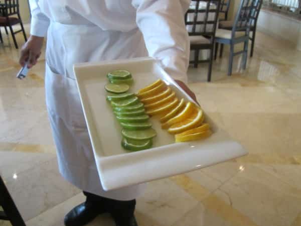 Garnishes for water