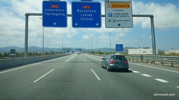20 minute drive from airport to downtown Barcelona, Spain