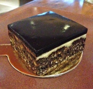 Giovane Nanaimo bar