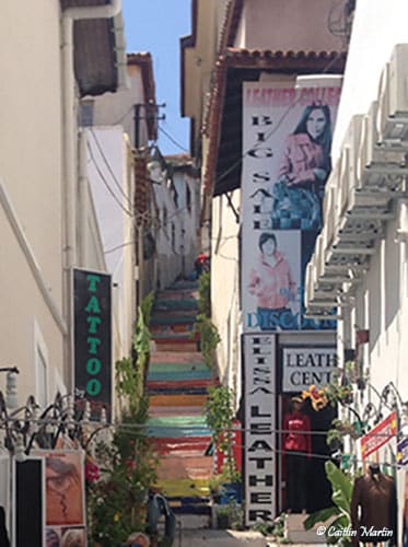 Colored steps in Kusadasi along with a vast assortment of jewelry, leather, ceramics sweets called lokum (Turkish delights) and carpets