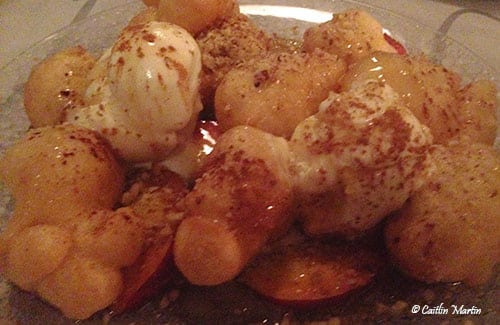The most amazing Greek dessert ever, loukoumades!