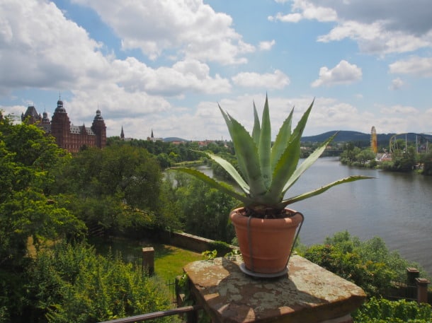 Johannisburg Castle, the Main and 400th anniversary celebrations across