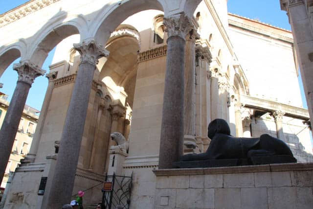 Spoils of war brought by Romans to Split