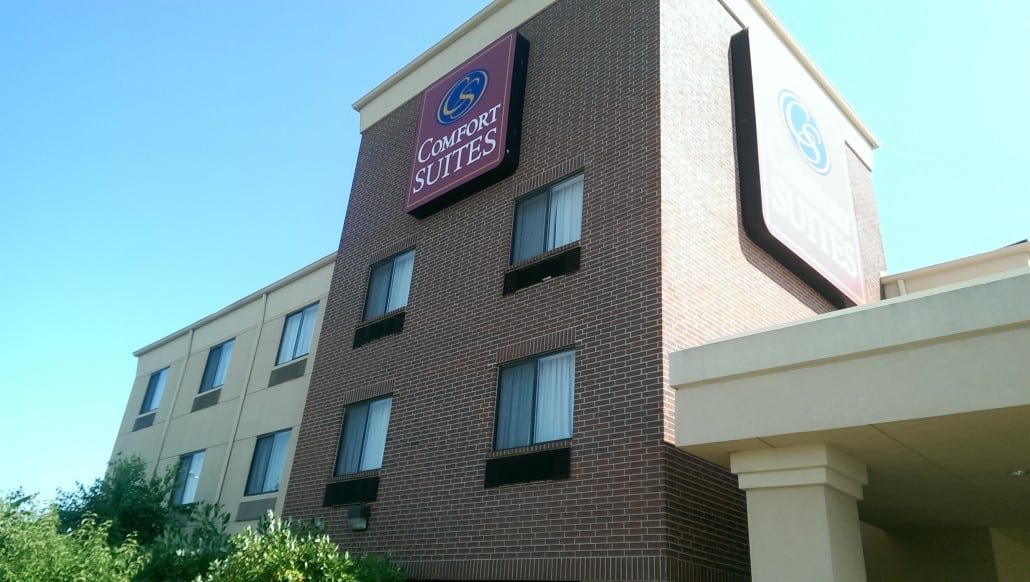 Comfort Suites Speedway Kansas City