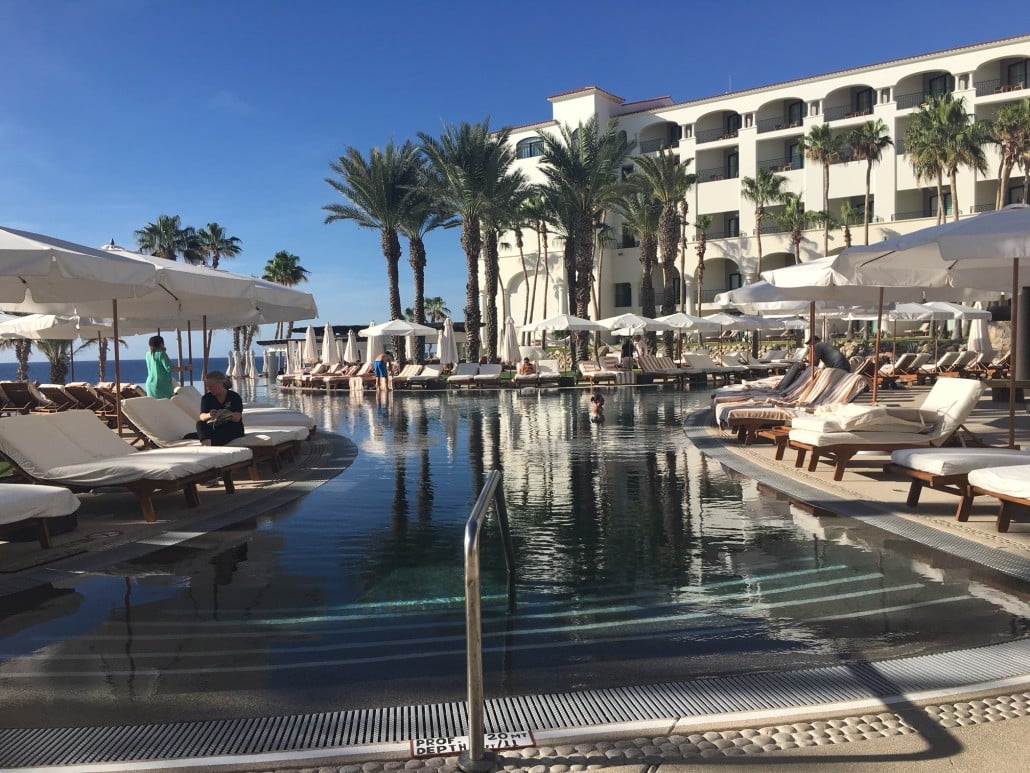 Hilton pool