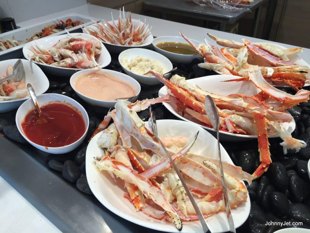 Seafood buffet in World Cafe