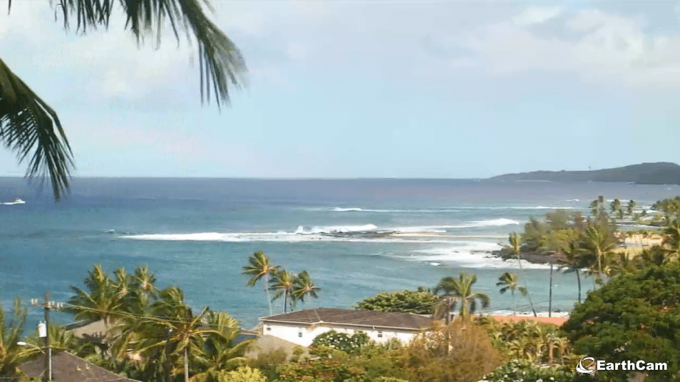 Screenshot from earthcam.com/usa/hawaii/kauai/?cam=kauai