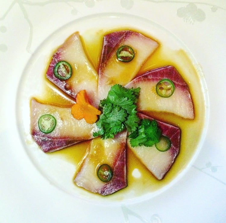 In case you were wondering: This isn't a painting, it's one of Matsuhisa's art-inspired dishes