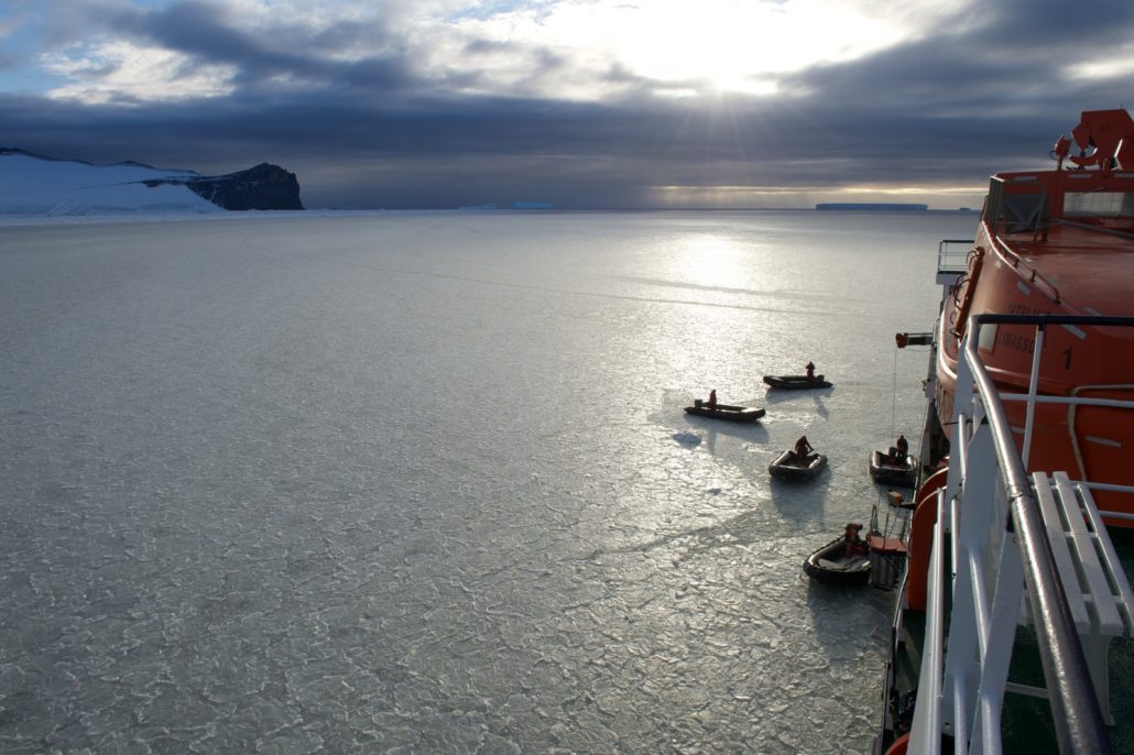 Zodiac cruising in the Ross Sea (Credit: Michael Martin and Oceanwide Expeditions)