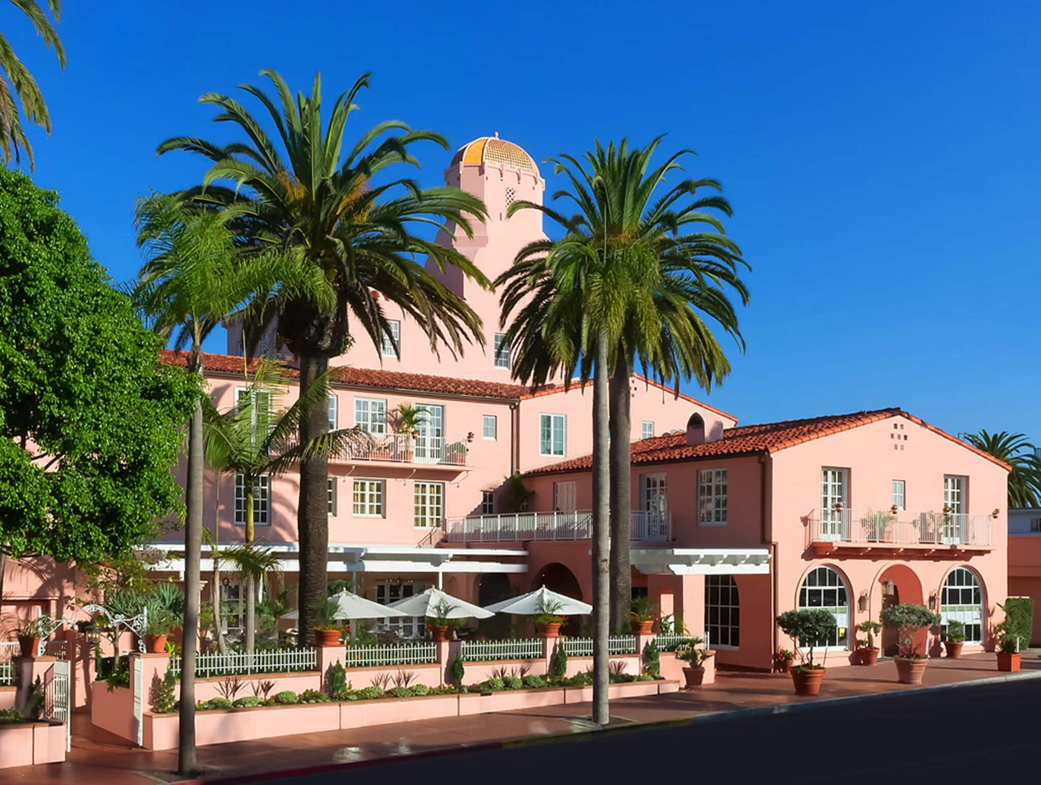 La Valencia Hotel, La Jolla, California (Credit: La Valencia Hotel)