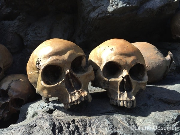Skulls in the queue