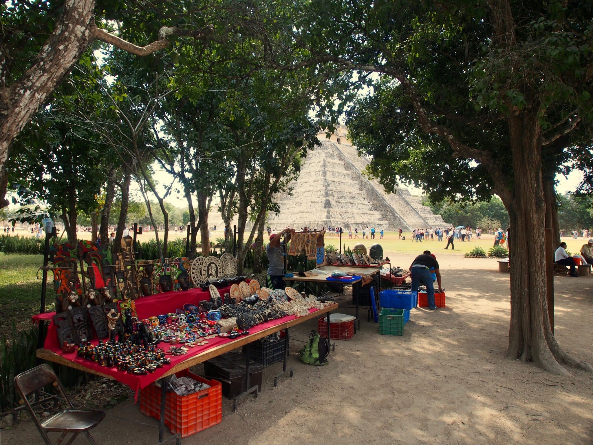 Vendors at Chichen Itza