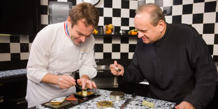 Joël Robuchon, right (with Claude Le-Tohic)