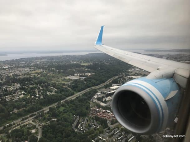 Alaska Airlines landing at SEA