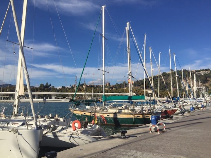 Sailboats along the Paseo del Muelle Uno