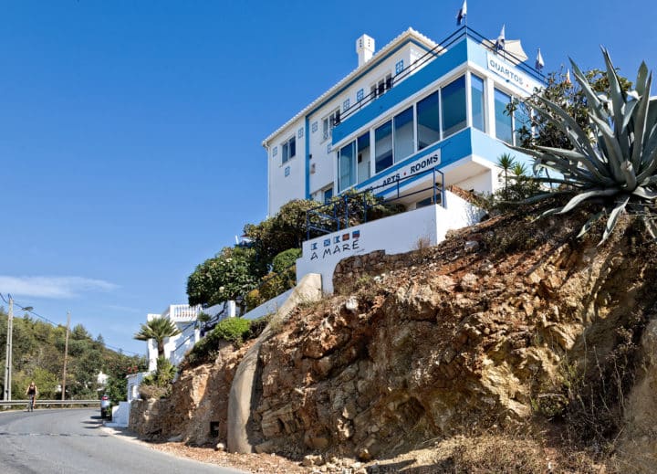 A Maré guesthouse in Salema