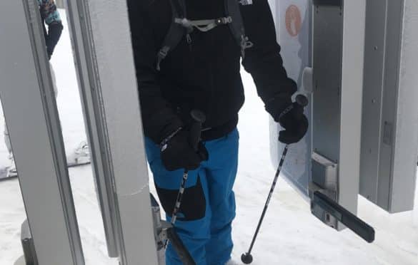 Using the automatic access ski pass