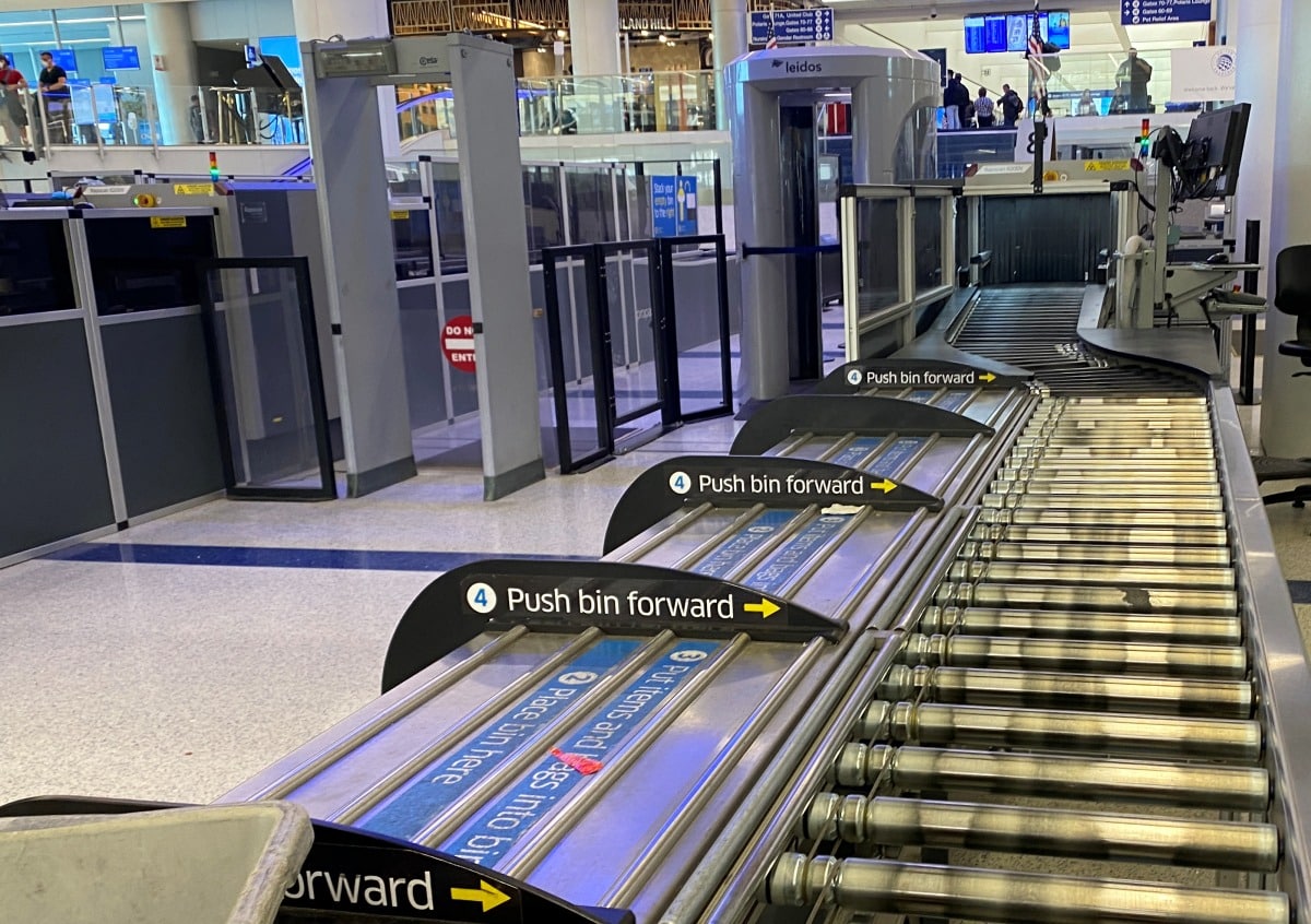 airport-boarding-pass
