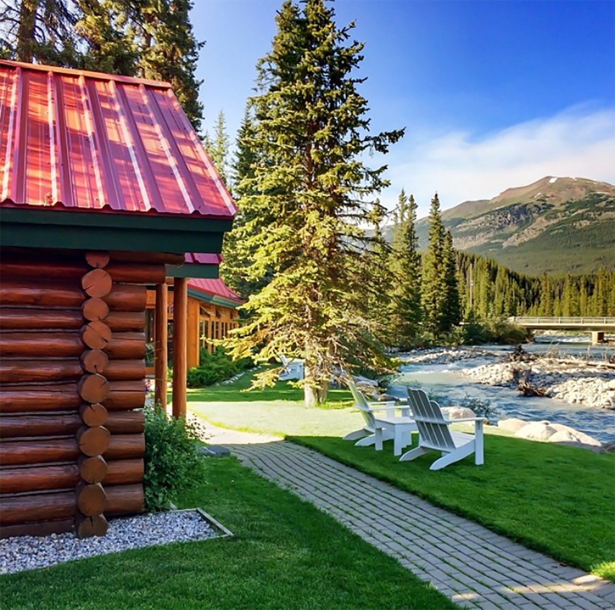 10 Best Budget-Friendly Vacation Destinations for 2023 - JohnnyJet.com